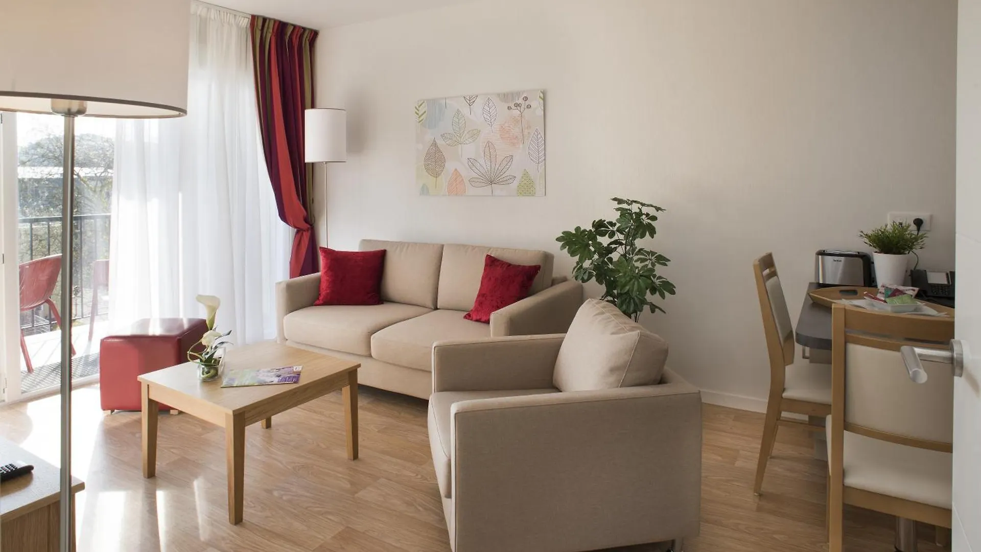 Domitys Les Greements D'Or - Residence Seniors Douarnenez Aparthotel